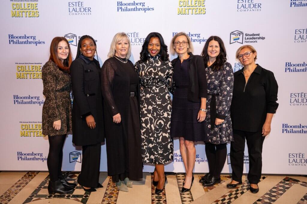 Yolonda Marshall with The Estée Lauder Companies team members at the (Em)Power Breakfast event